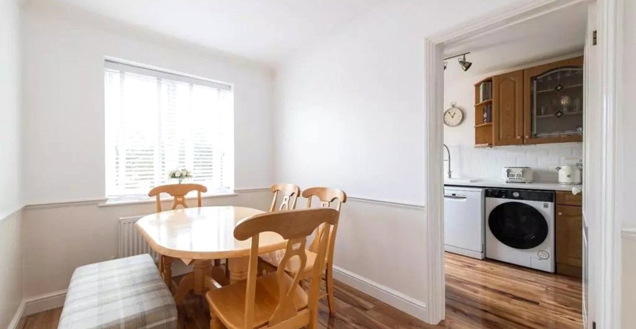3 bedroom house for sale in Greenhithe | Robinson Jackson