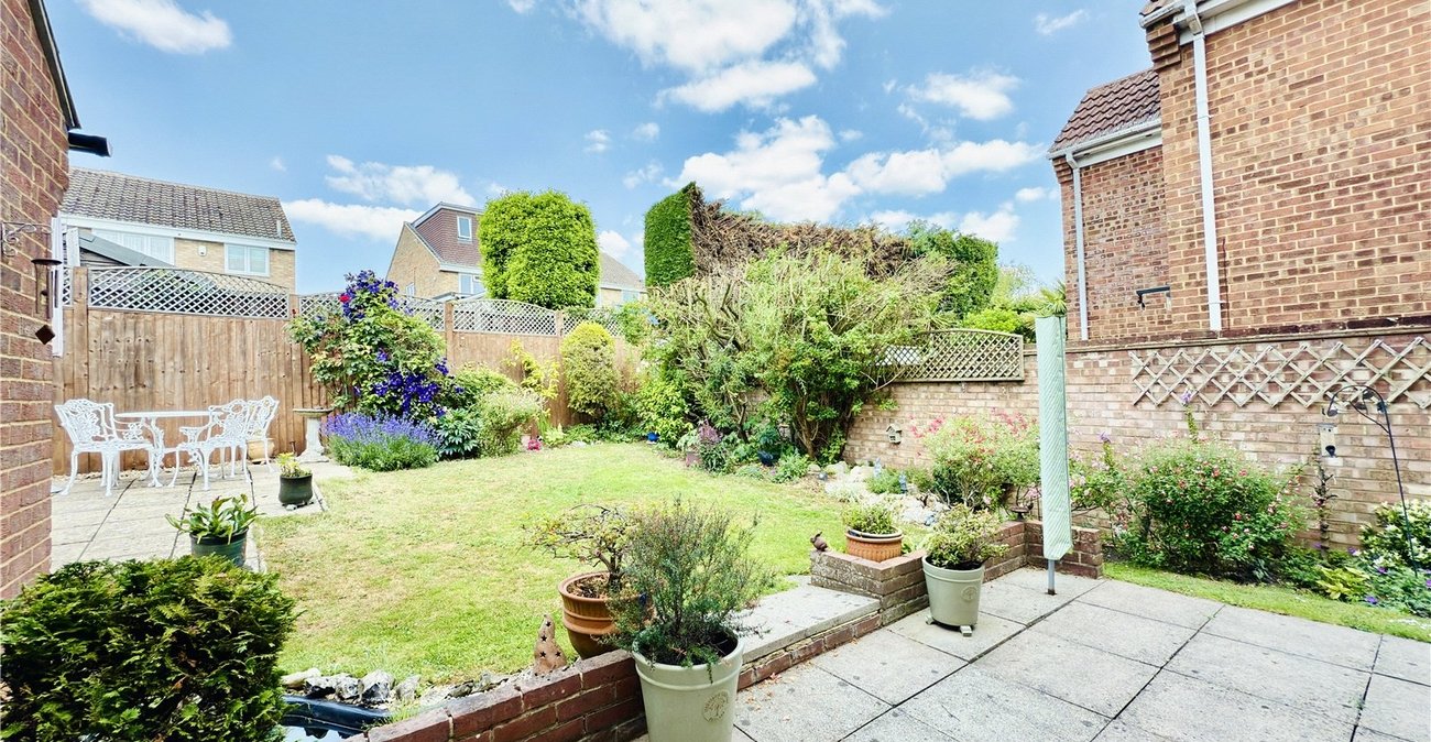 4 bedroom house for sale in Hextable | Robinson Jackson