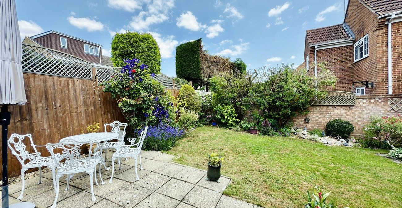 4 bedroom house for sale in Hextable | Robinson Jackson