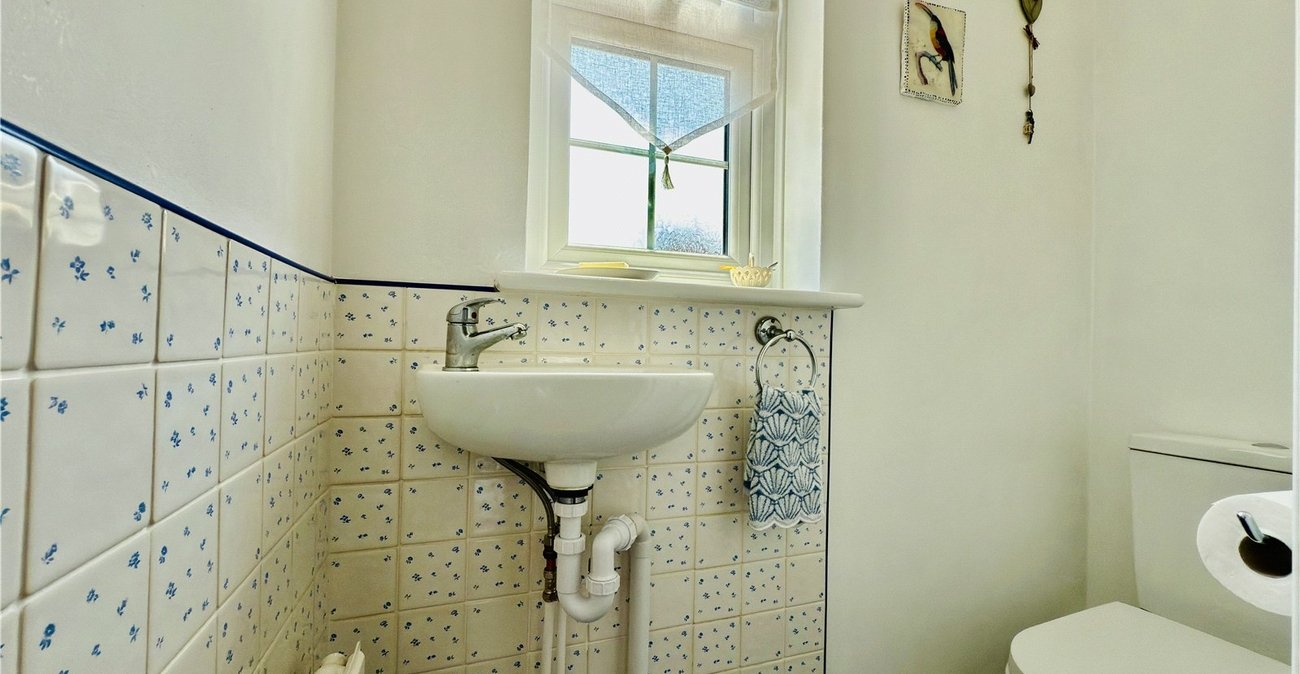 4 bedroom house for sale in Hextable | Robinson Jackson