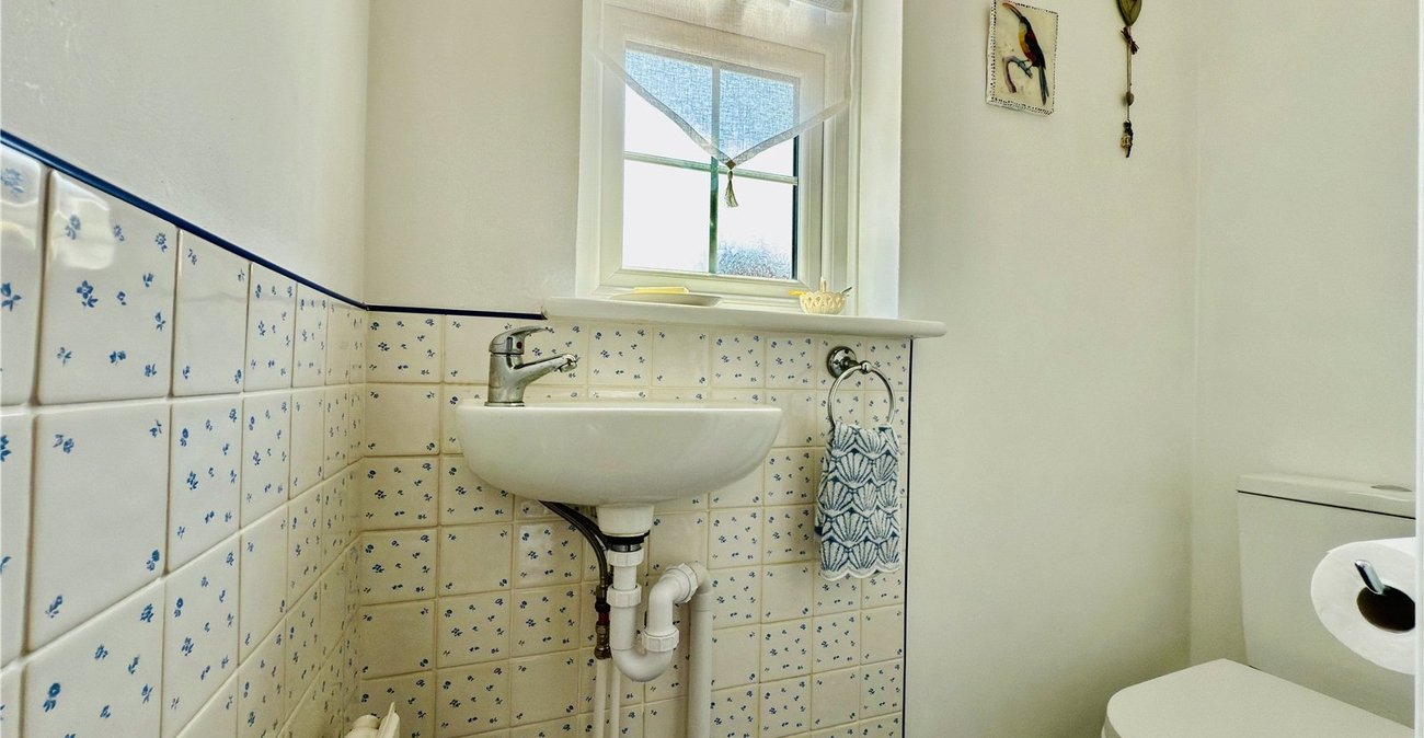 4 bedroom house for sale in Hextable | Robinson Jackson