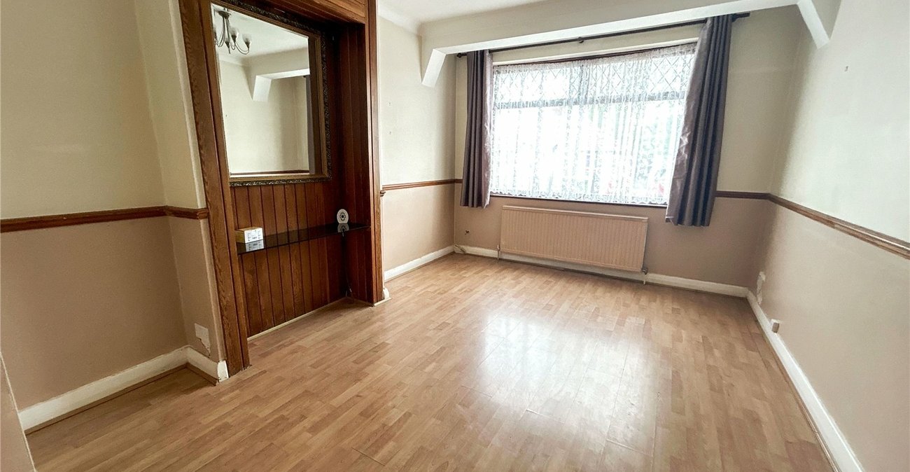 3 bedroom house for sale in Sidcup | Robinson Jackson