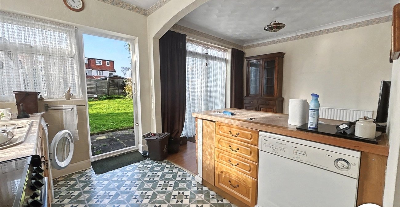 3 bedroom house for sale in Sidcup | Robinson Jackson