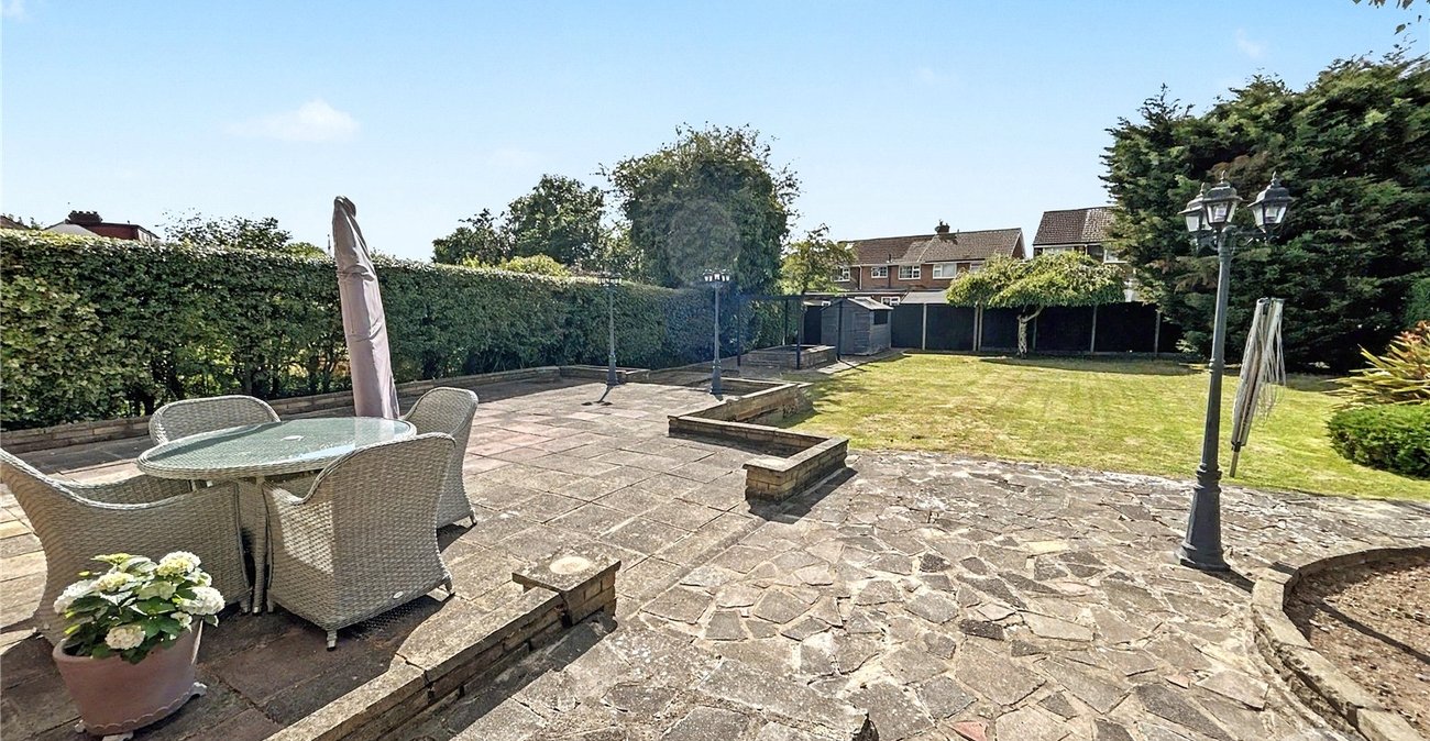 2 bedroom bungalow for sale in Sidcup | Robinson Jackson