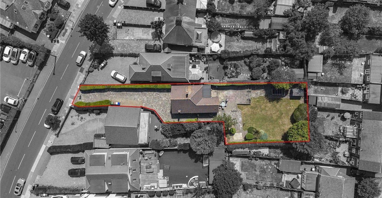 2 bedroom bungalow for sale in Sidcup | Robinson Jackson