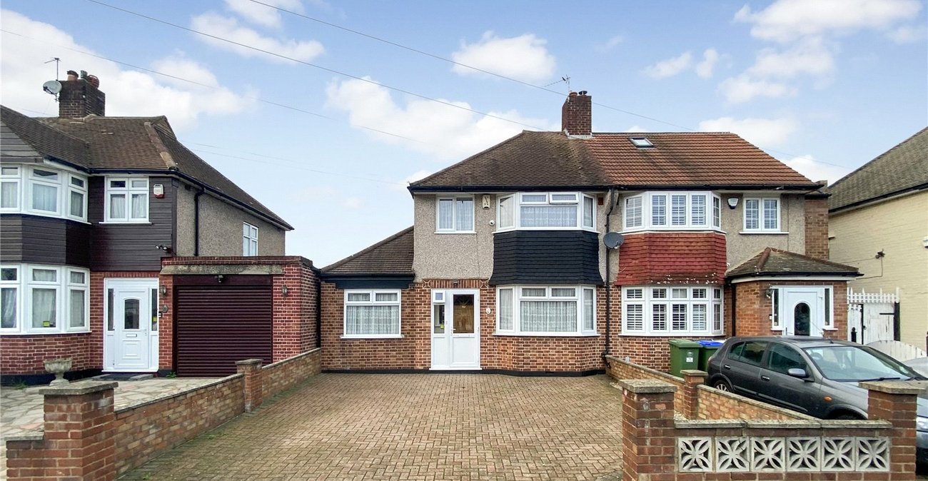 4 bedroom house for sale in Sidcup | Robinson Jackson