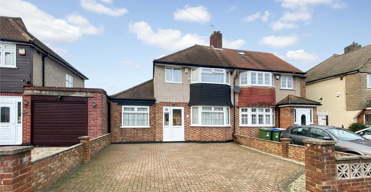 4 bedroom house for sale in Sidcup | Robinson Jackson