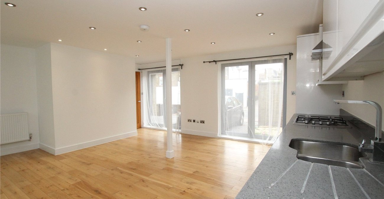 4 bedroom house for sale in Bloomfied Road | Robinson Jackson
