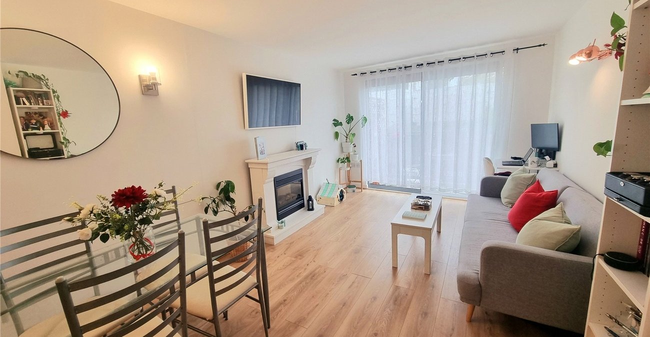 1 bedroom property for sale in London | Robinson Jackson