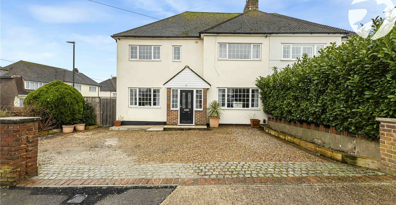 5 bedroom house for sale in Strood | Robinson Michael & Jackson