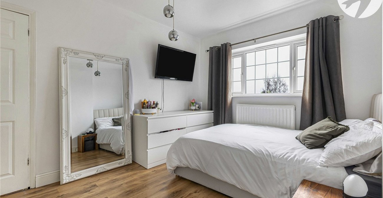 5 bedroom house for sale in Strood | Robinson Michael & Jackson