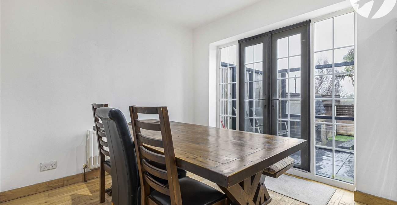 5 bedroom house for sale in Strood | Robinson Michael & Jackson