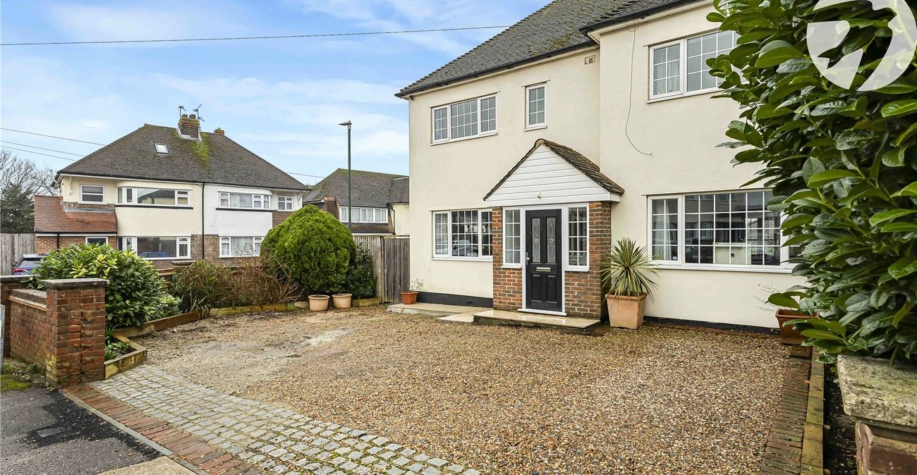 5 bedroom house for sale in Strood | Robinson Michael & Jackson