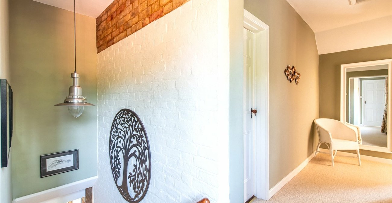 3 bedroom house for sale in East Farleigh | Robinson Michael & Jackson