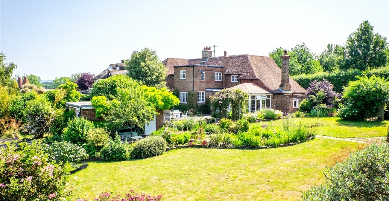 3 bedroom house for sale in East Farleigh | Robinson Michael & Jackson