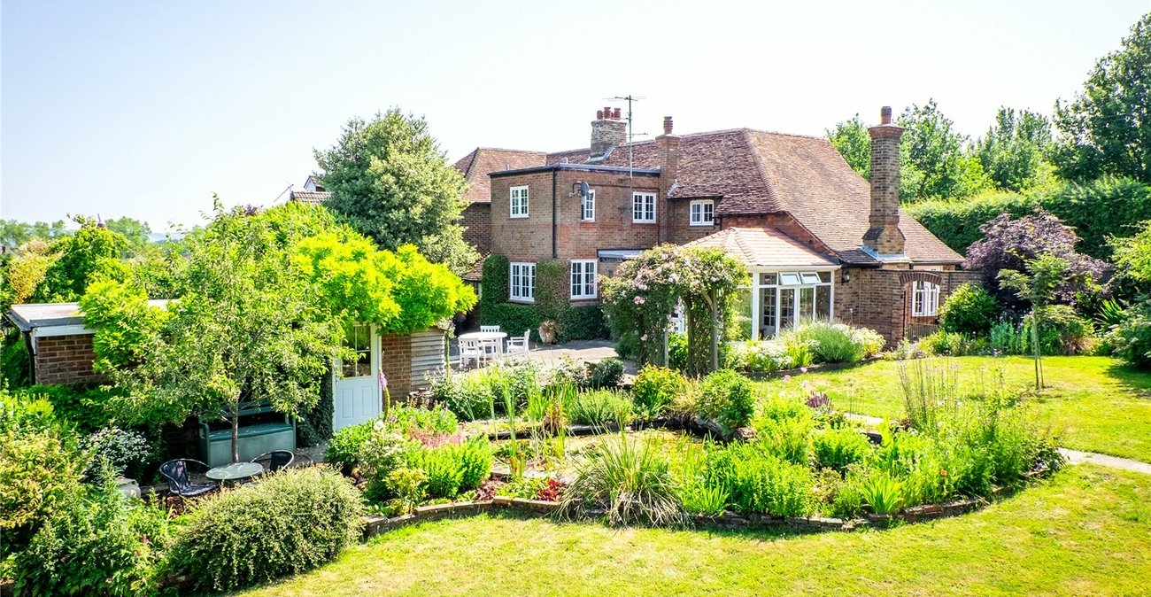 3 bedroom house for sale in East Farleigh | Robinson Michael & Jackson