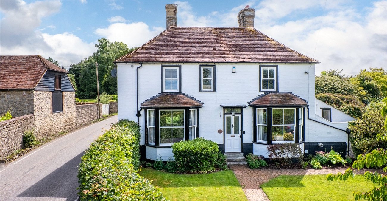 4 bedroom house for sale in East Farleigh | Robinson Michael & Jackson