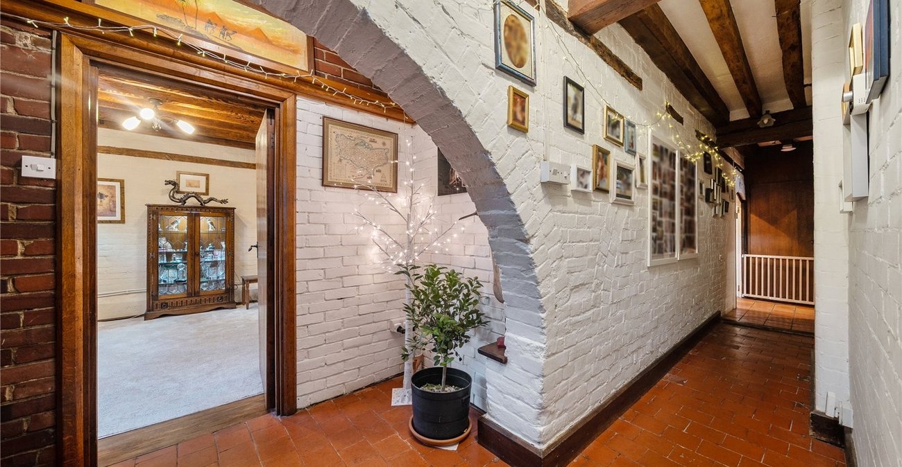 4 bedroom house for sale in East Farleigh | Robinson Michael & Jackson