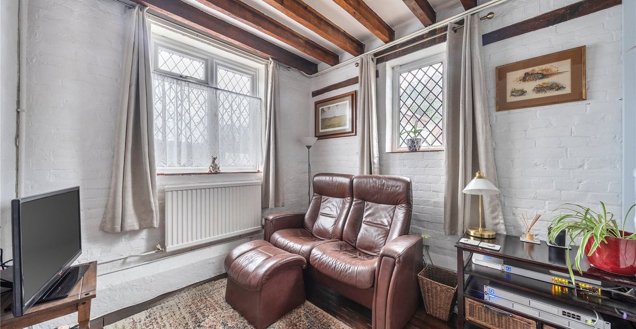4 bedroom house for sale in East Farleigh | Robinson Michael & Jackson