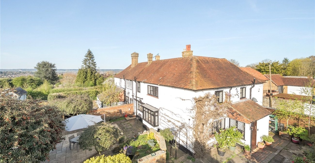 4 bedroom house for sale in East Farleigh | Robinson Michael & Jackson