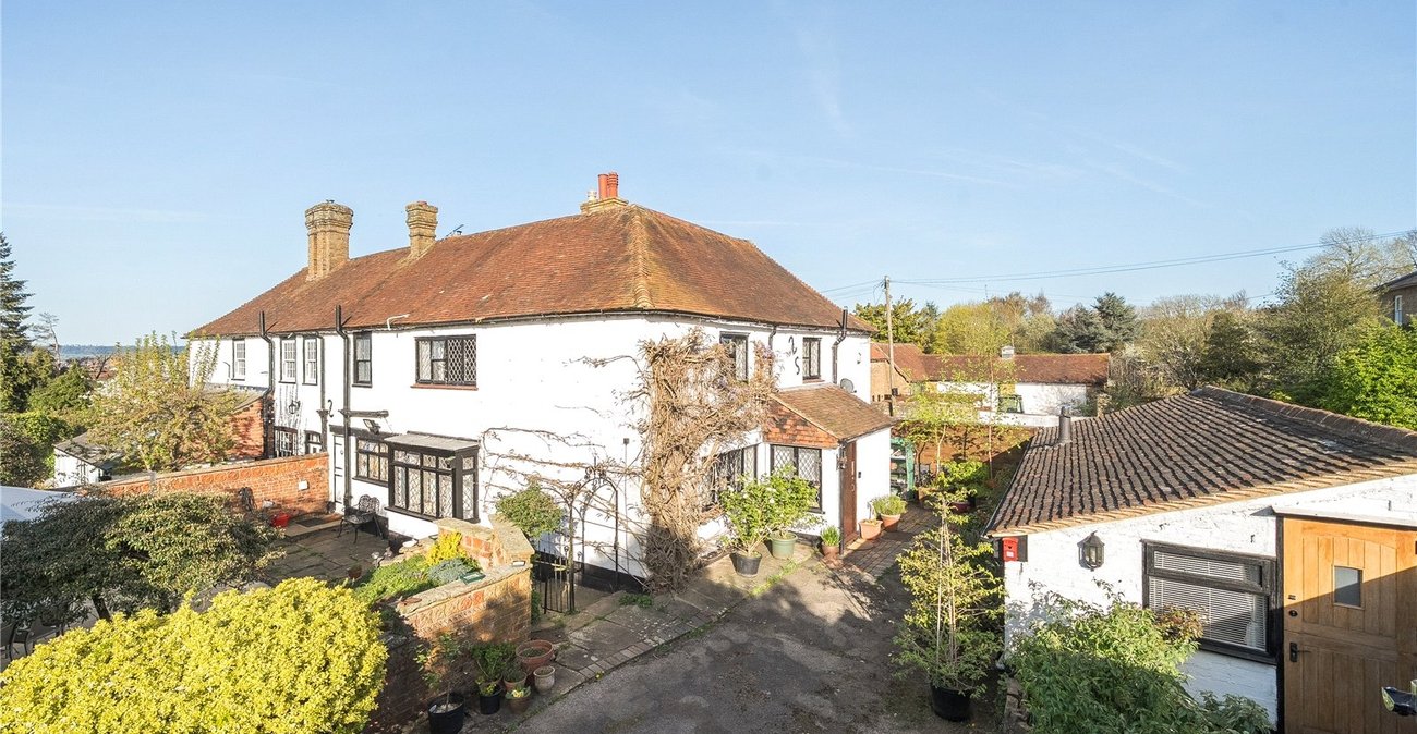4 bedroom house for sale in East Farleigh | Robinson Michael & Jackson