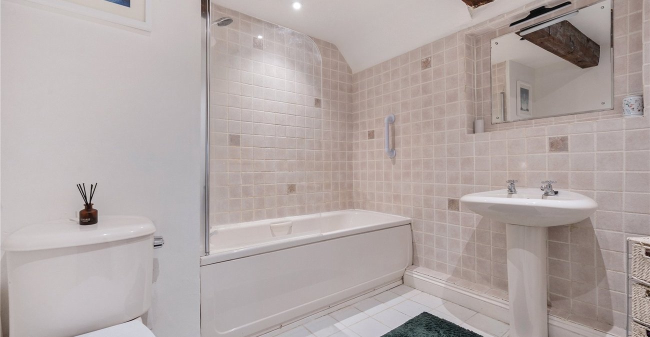 4 bedroom house for sale in East Farleigh | Robinson Michael & Jackson