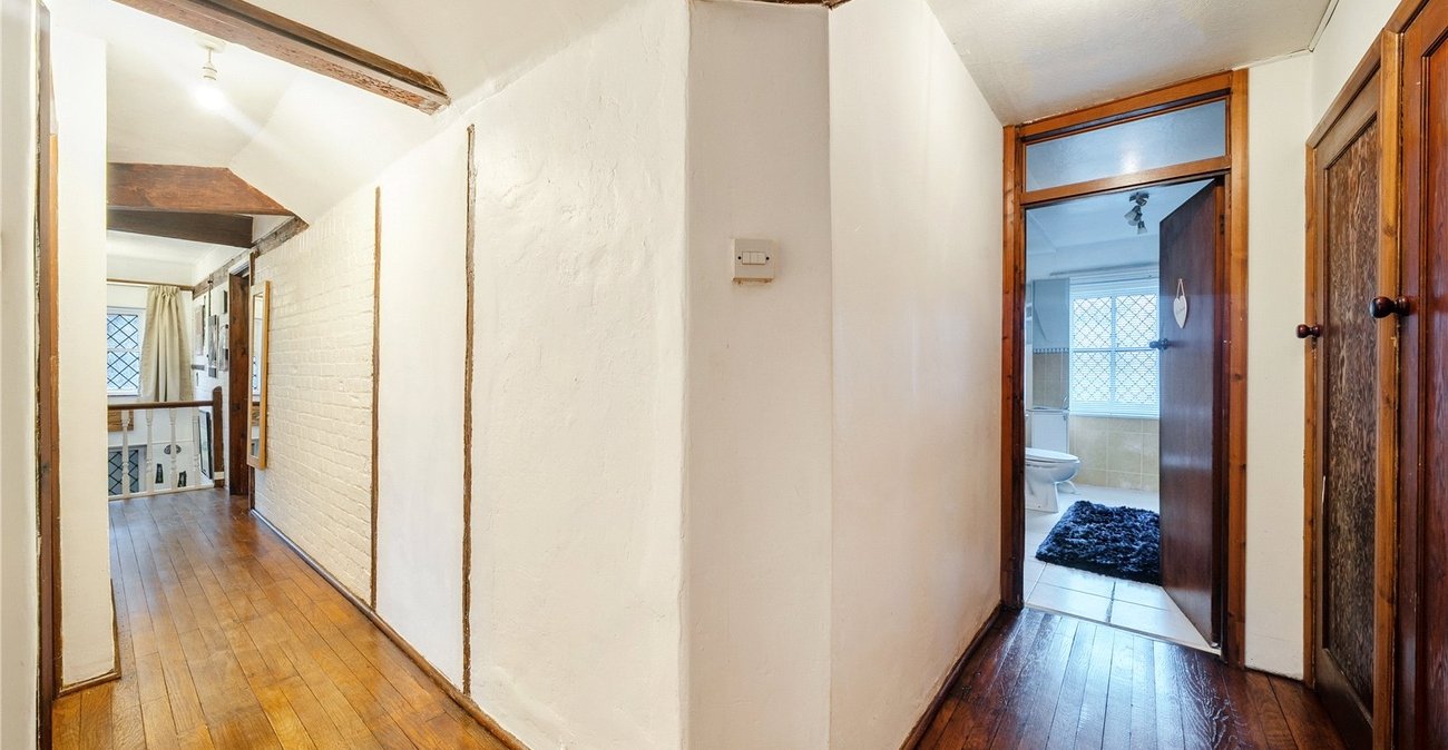 4 bedroom house for sale in East Farleigh | Robinson Michael & Jackson