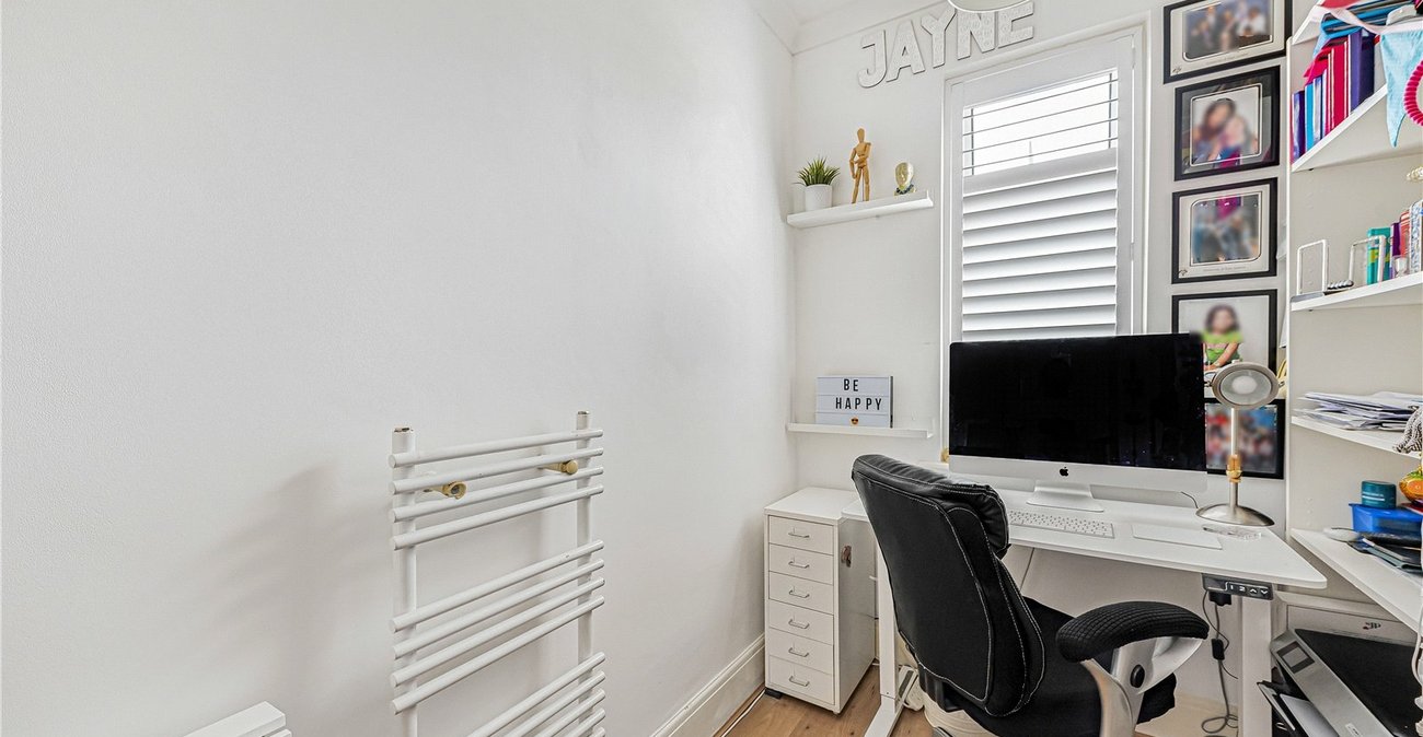 5 bedroom house for sale in Welling | Robinson Jackson