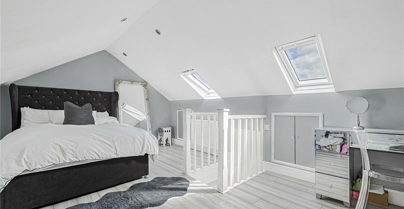 5 bedroom house for sale in Welling | Robinson Jackson