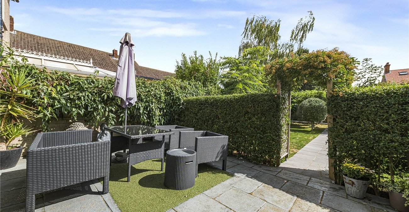 5 bedroom house for sale in Welling | Robinson Jackson