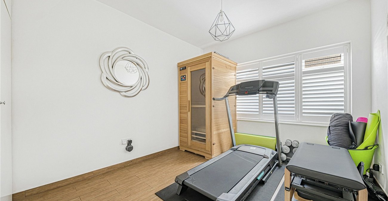 5 bedroom house for sale in Welling | Robinson Jackson