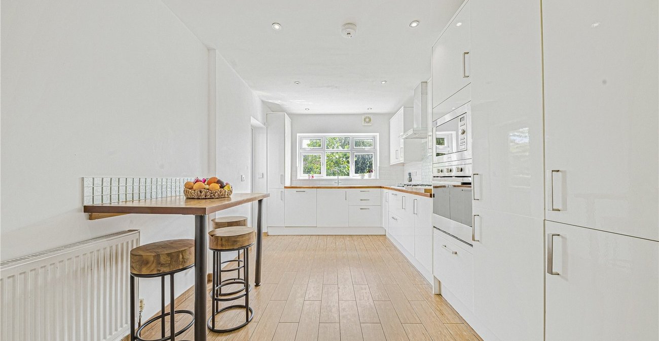 5 bedroom house for sale in Welling | Robinson Jackson