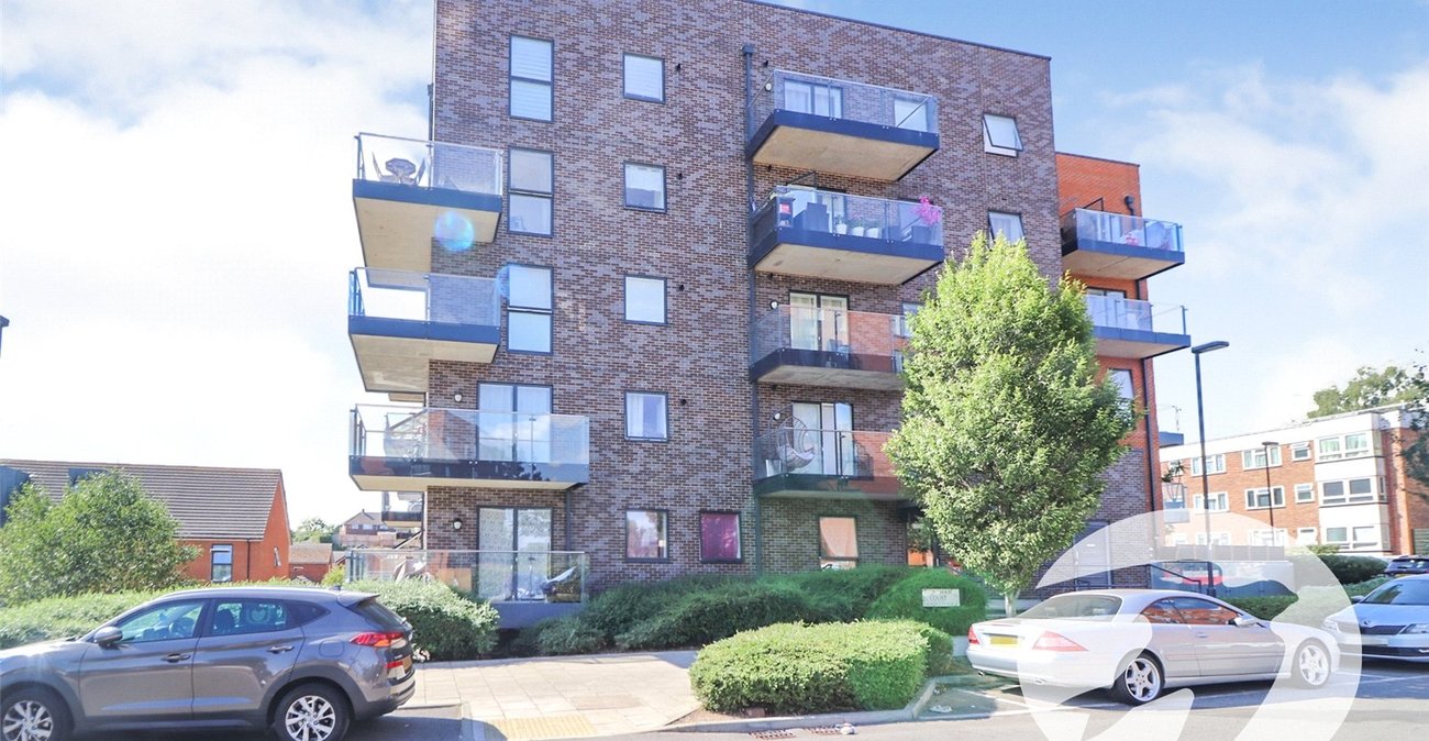 2 bedroom property for sale in Erith | Robinson Jackson
