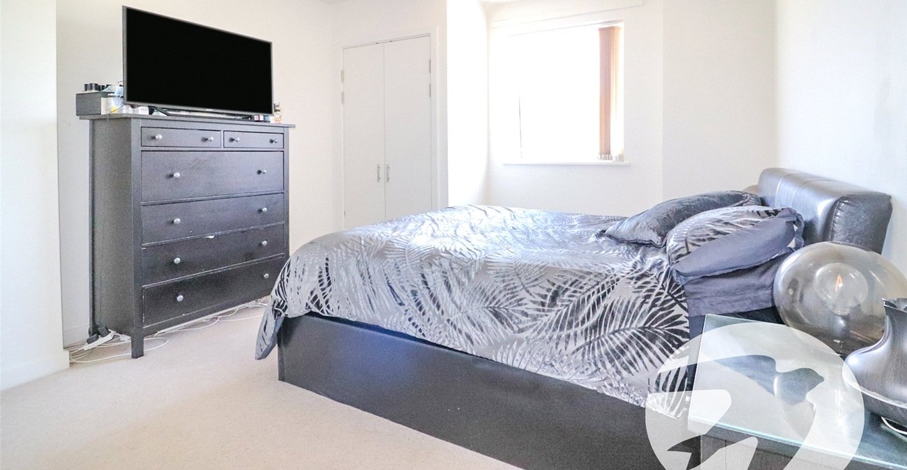 2 bedroom property for sale in Erith | Robinson Jackson