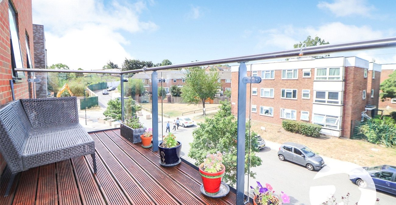 2 bedroom property for sale in Erith | Robinson Jackson