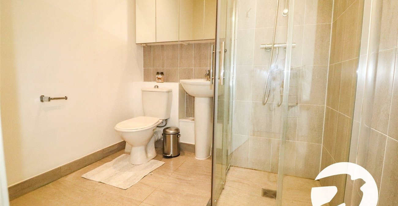2 bedroom property for sale in Erith | Robinson Jackson