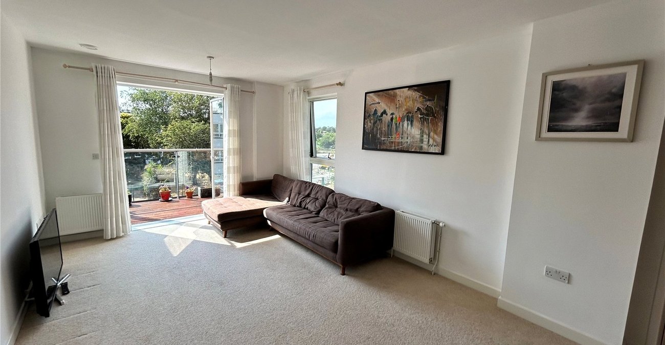 2 bedroom property for sale in Erith | Robinson Jackson