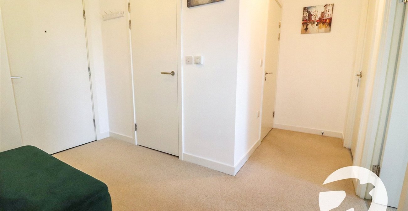 2 bedroom property for sale in Erith | Robinson Jackson