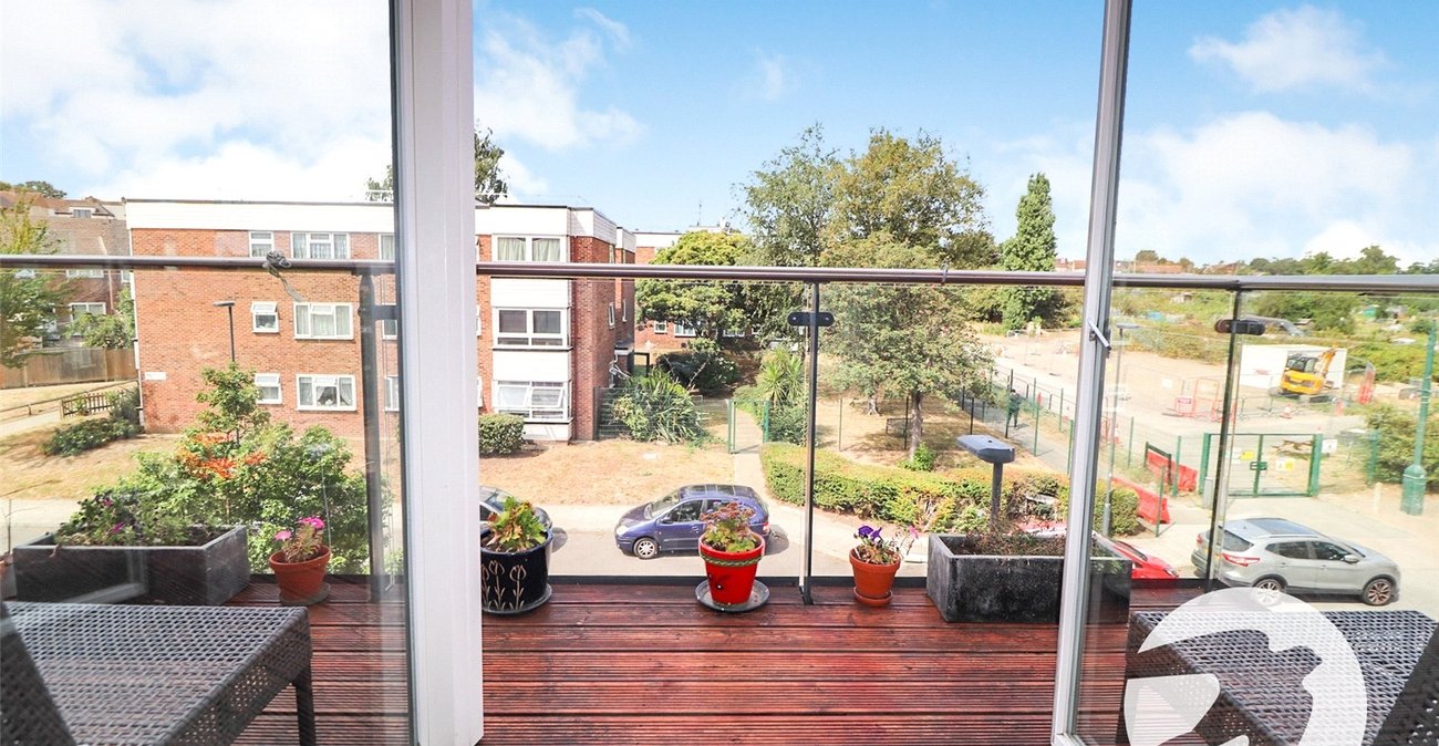 2 bedroom property for sale in Erith | Robinson Jackson