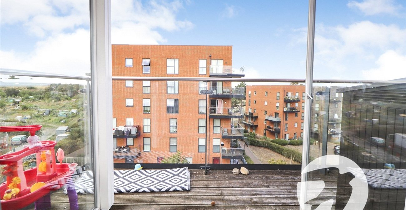 2 bedroom property for sale in Erith | Robinson Jackson