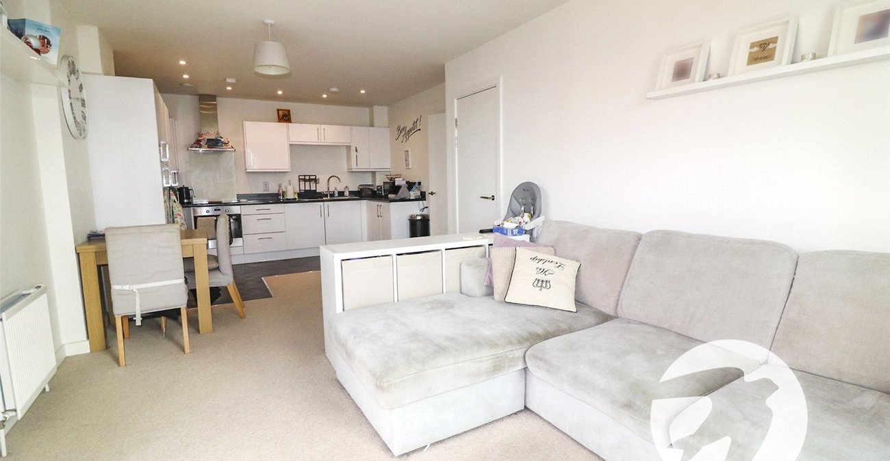 2 bedroom property for sale in Erith | Robinson Jackson