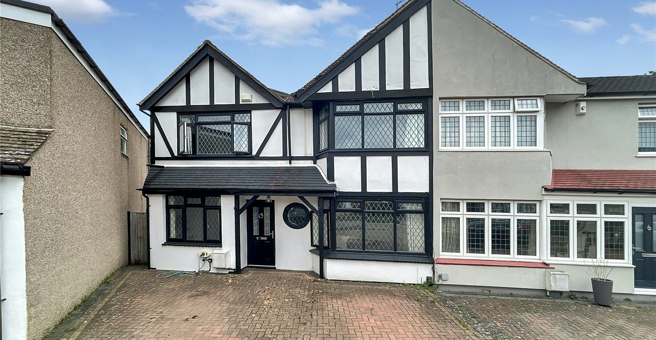 4 bedroom house for sale in Sidcup | Robinson Jackson