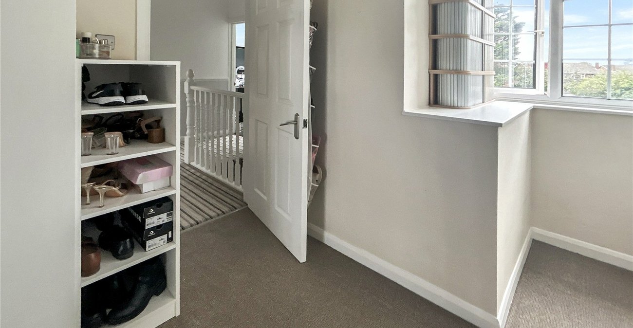 4 bedroom house for sale in Sidcup | Robinson Jackson