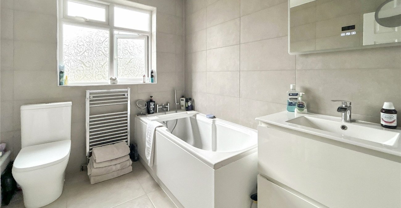 4 bedroom house for sale in Sidcup | Robinson Jackson