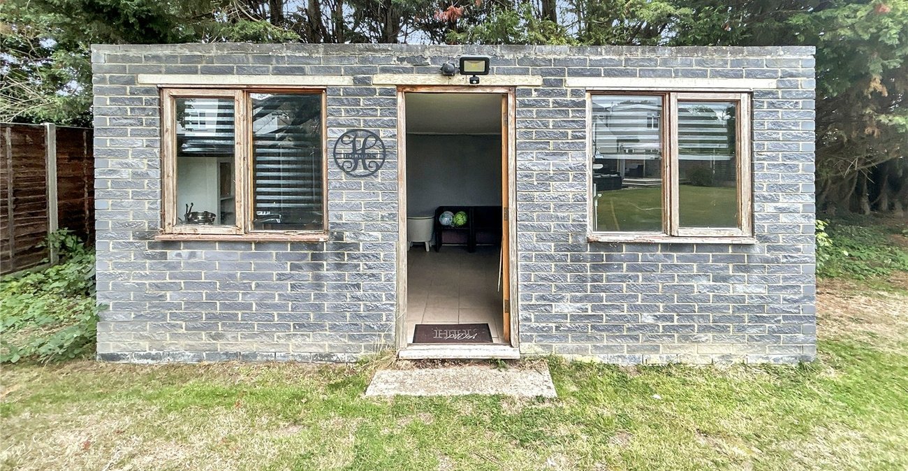 4 bedroom house for sale in Sidcup | Robinson Jackson