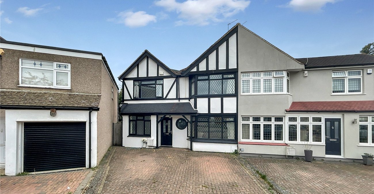 4 bedroom house for sale in Sidcup | Robinson Jackson