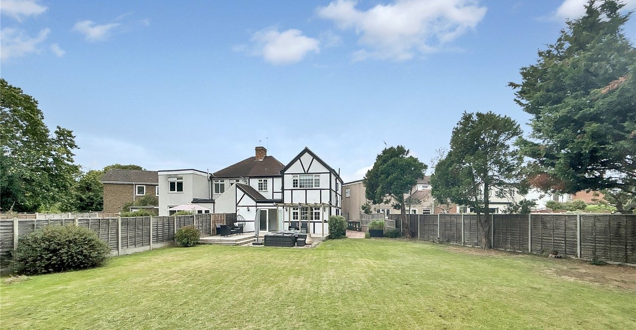 4 bedroom house for sale in Sidcup | Robinson Jackson