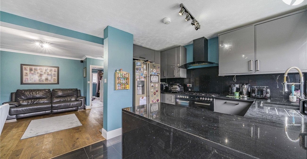 4 bedroom house for sale in Dartford | Robinson Jackson