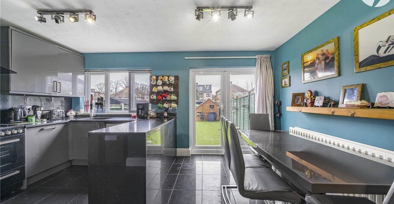 4 bedroom house for sale in Dartford | Robinson Jackson