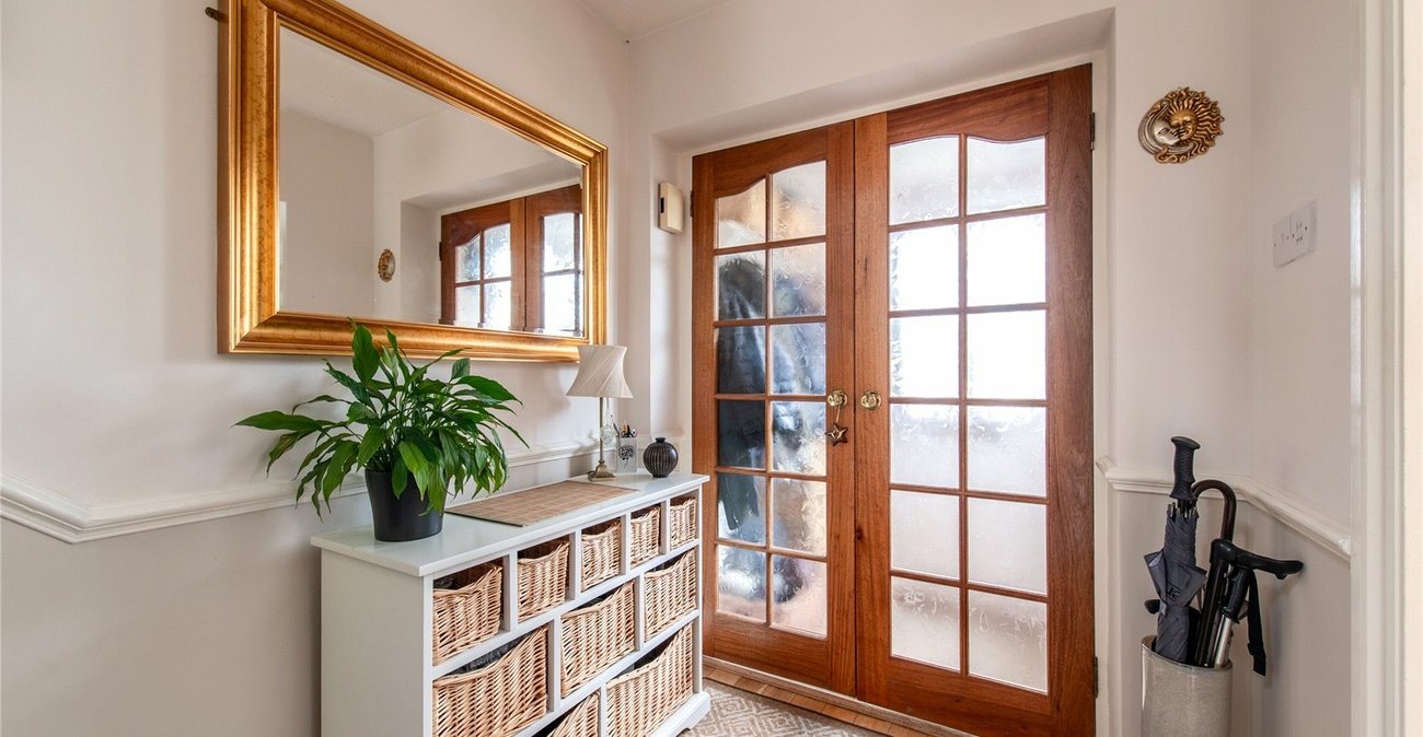 4 bedroom house for sale in Meopham | Robinson Michael & Jackson